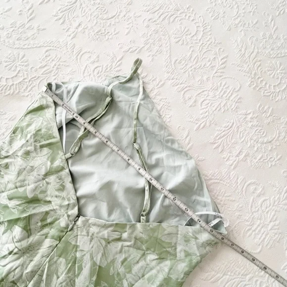 NWOT Lulus Sweet and Stylish Green Floral Jacquard One-Shoulder Midi Dress - Picture 6 of 9